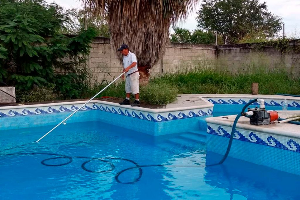 Mantenimiento en albercas y piscinas